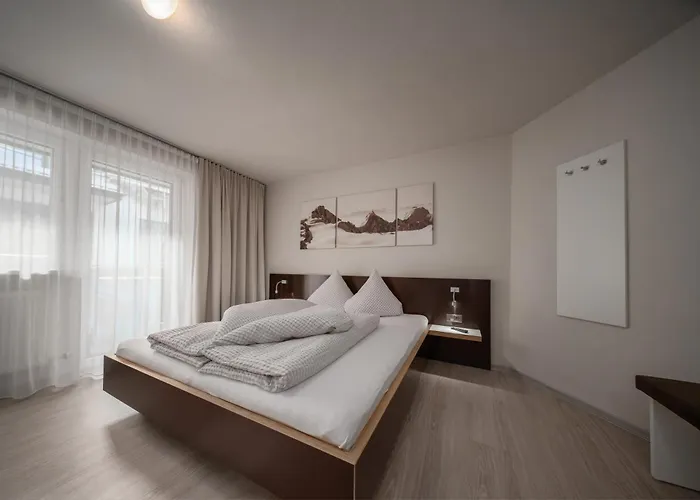 Benedikt * سولدن